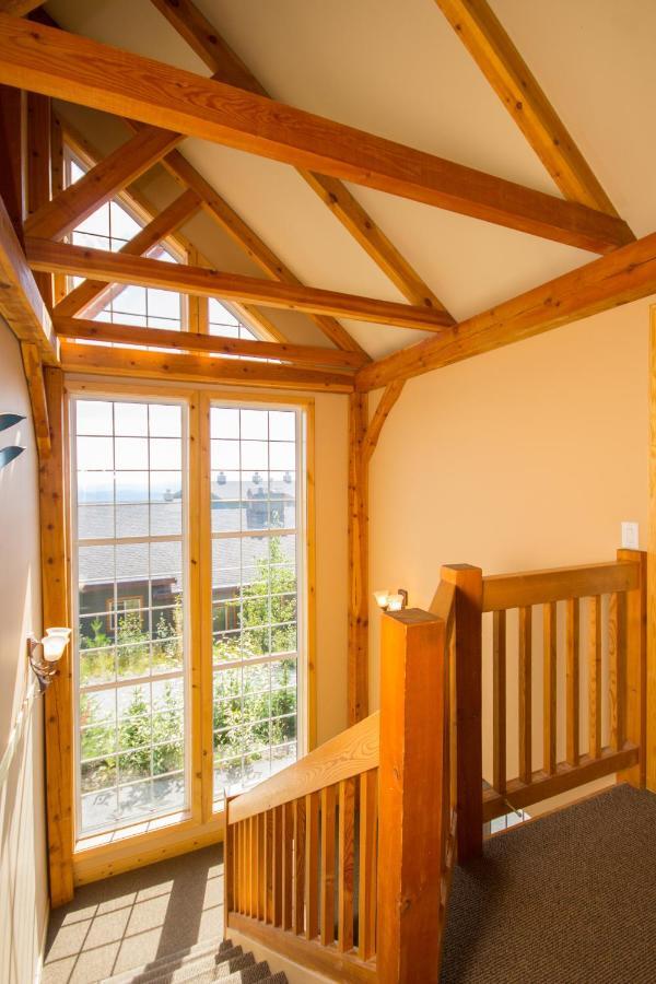 3 Bedroom 3 Bath Ski In Ski Out With Private Hot Tub Big White Exteriér fotografie